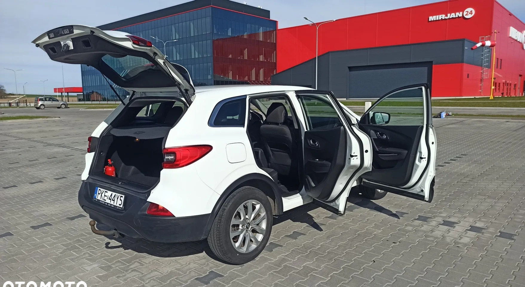 Renault Kadjar cena 48900 przebieg: 77900, rok produkcji 2016 z Kępno małe 596
